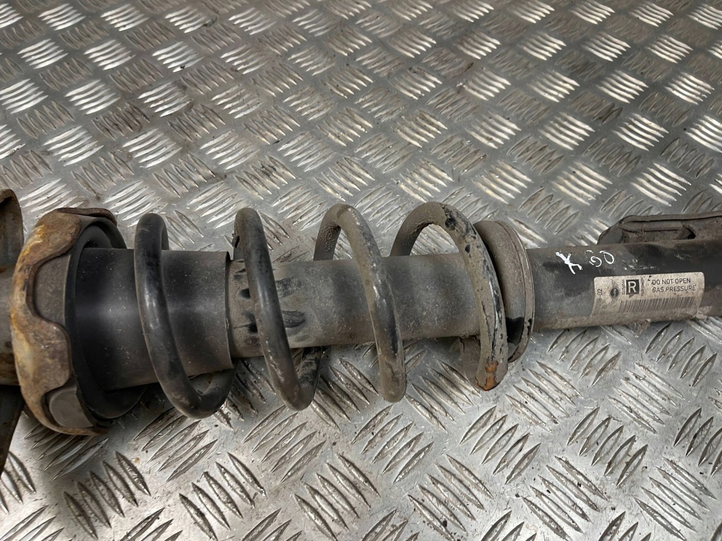 фото №3, Mini cooper countryman r60 2012 ліва сторона амортизатор задній