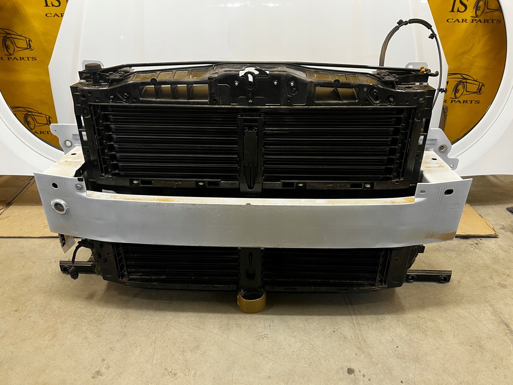 фото №11, Капот лампы перед радиатор st-line ford kuga mk3 frozen white