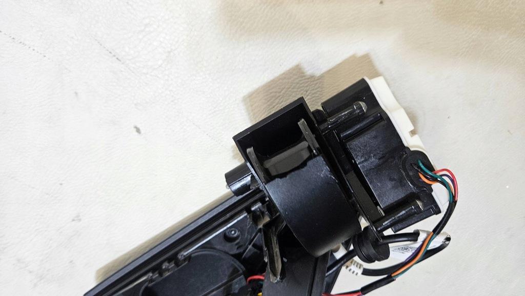 фото №9, Port заряджання роз'єм кришка tesla model 3 model y 1505514-00-d