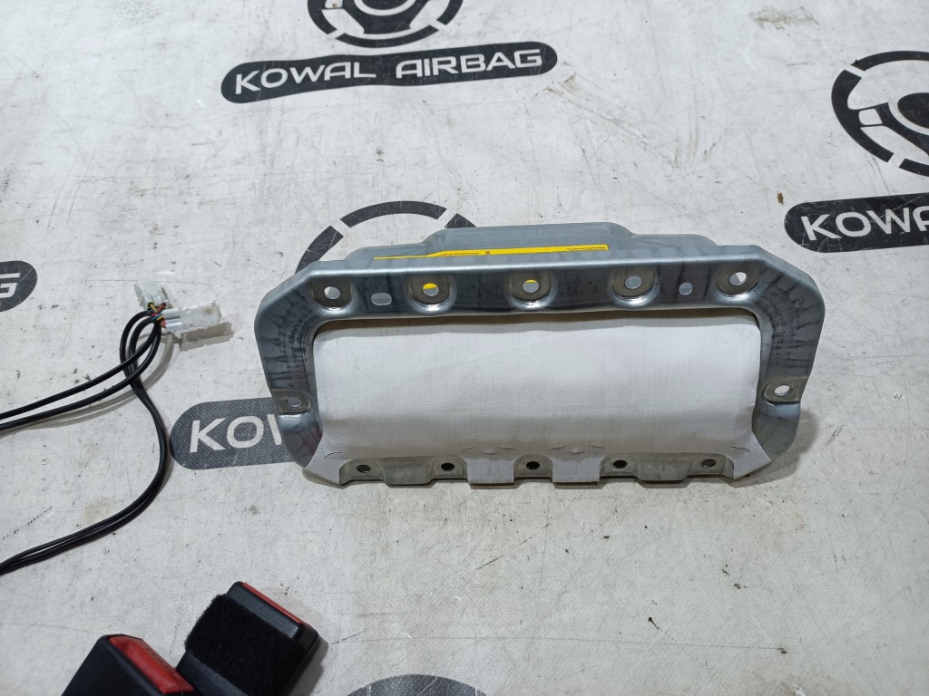 фото №11, Bmw 1 f20 f21 navi панель приладів консоль подушка безпеки подушки безпеки натягувачі