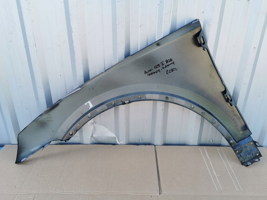 Audi q5 2 80a крыло  правый  перед передний хороший в Украине