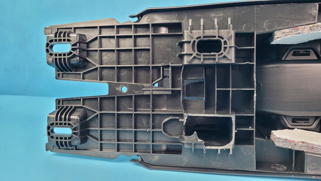 фото №13, Bmw x1 u11 23r туннель средний 8627476 5a2e049