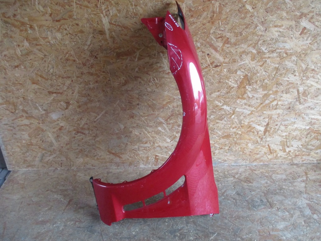 Купити Крило перед передній ліве mazda rx8