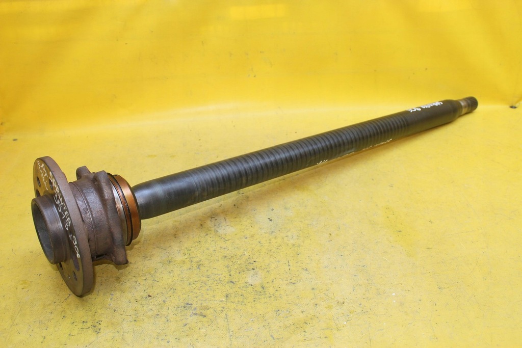 фото №1, Приводной вал правый задняя задний sprinter 906 26 зубьев