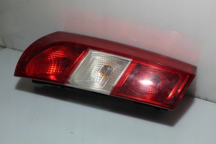 фото №1, Лампа левая задняя dacia dokker