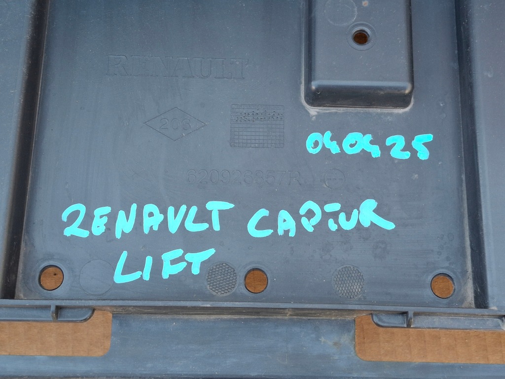 Renault captur lift накладка бампера решітка плита 6209268r/620269604r Зі Шроту