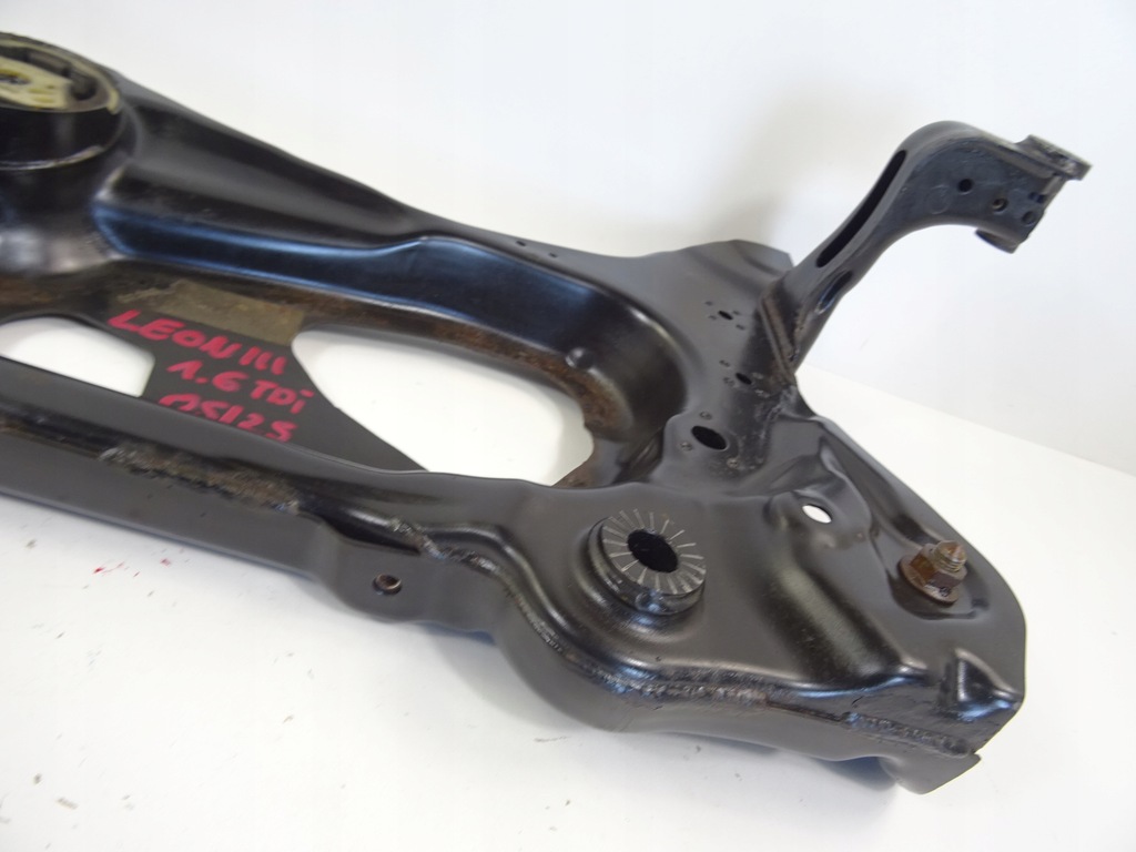 фото №7, Seat leon iii 3 1.6tdi подрамник подрамник подрамник pod двигатель 5q0199315q