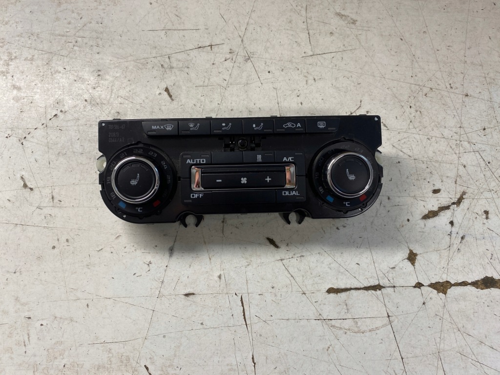 фото №1, Skoda yeti панель кондиціонера 3t0907044cg