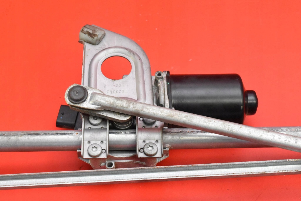 Купить Механизм моторчик дворник перед европа  726750302 bmw f30 f31 11-16