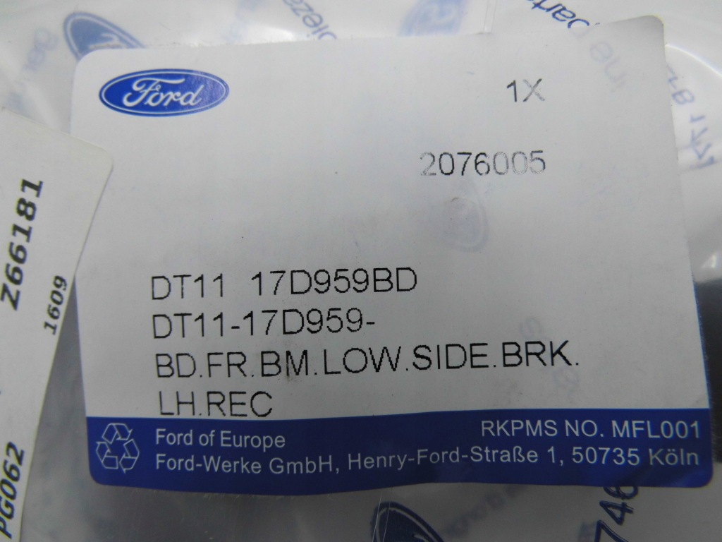 фото №5, Напрямна бампера передній лівий tourneo connect 2013-