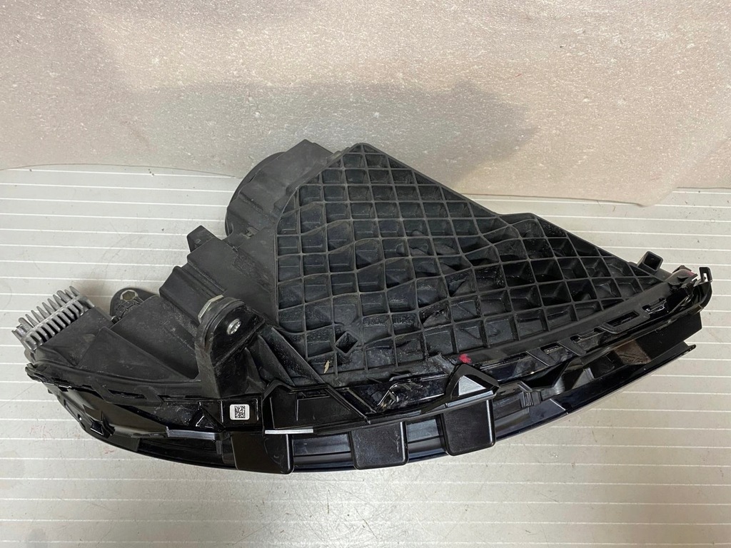 фото №9, Лампа левая передняя mercedes eqc w293 full led левый перед a2939062701