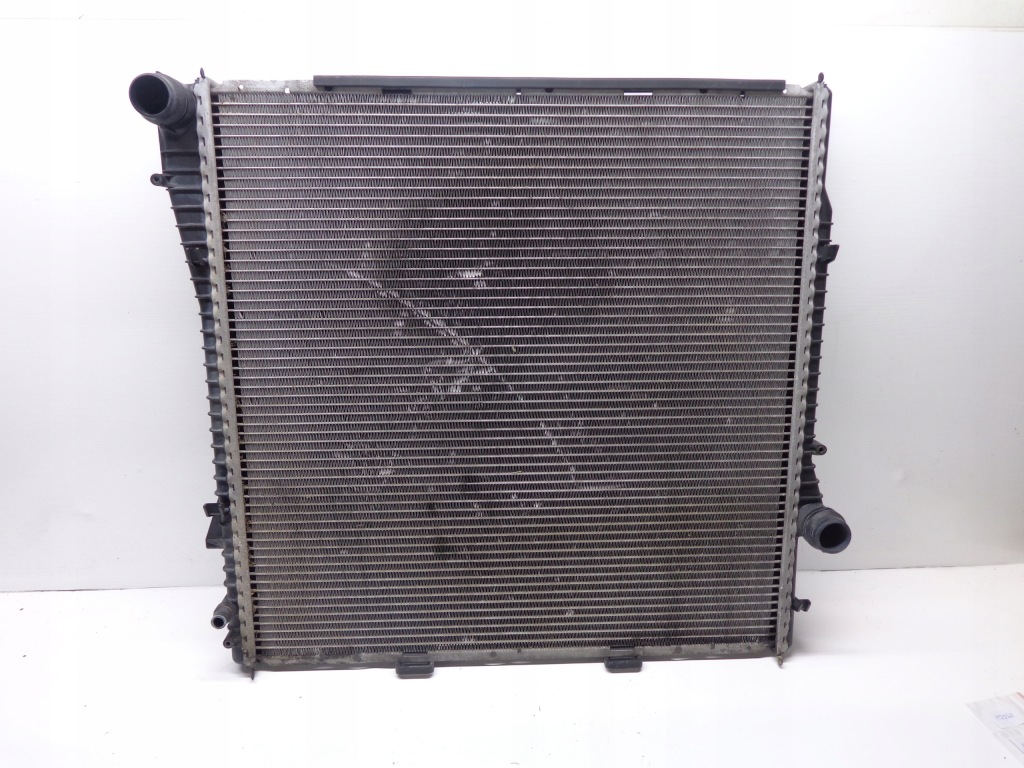 Купити Bmw x5 e53 4.4 v8 радіатор води 1439101