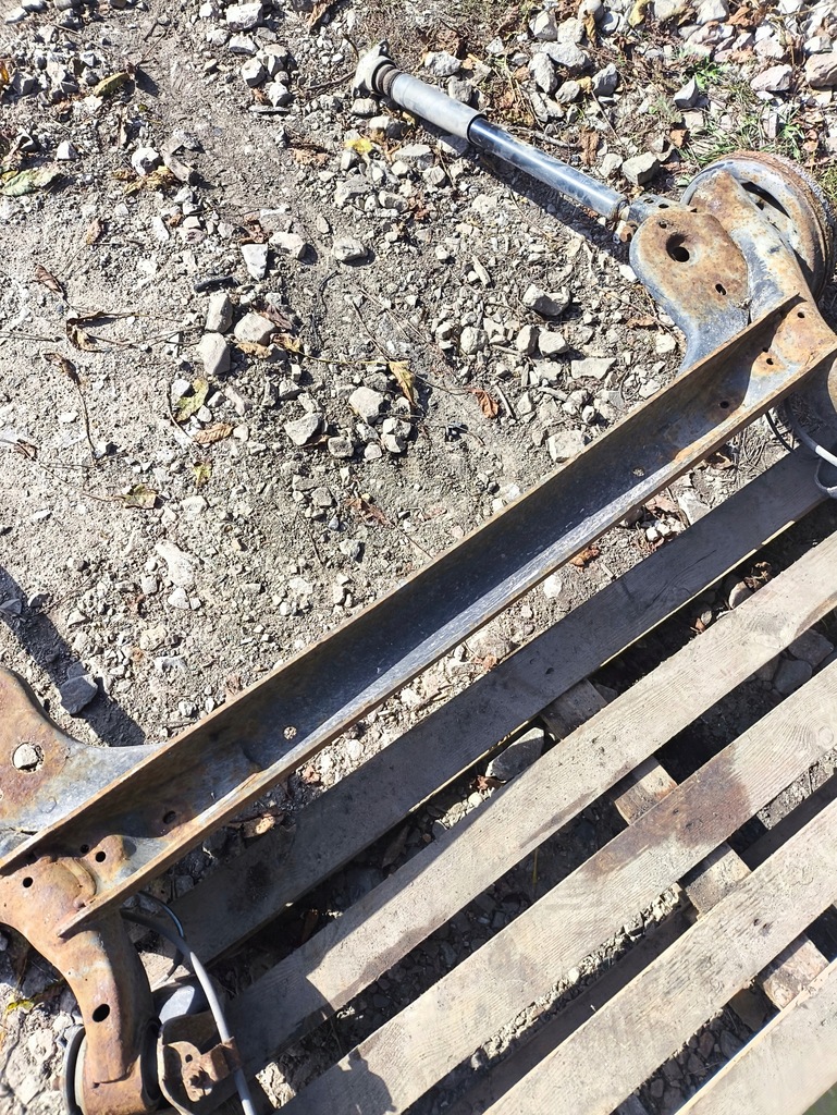 фото №11, Ford b-max балка oś підвіска задня задня гальмівні барабани ford b-max 12-17 1.0l ?