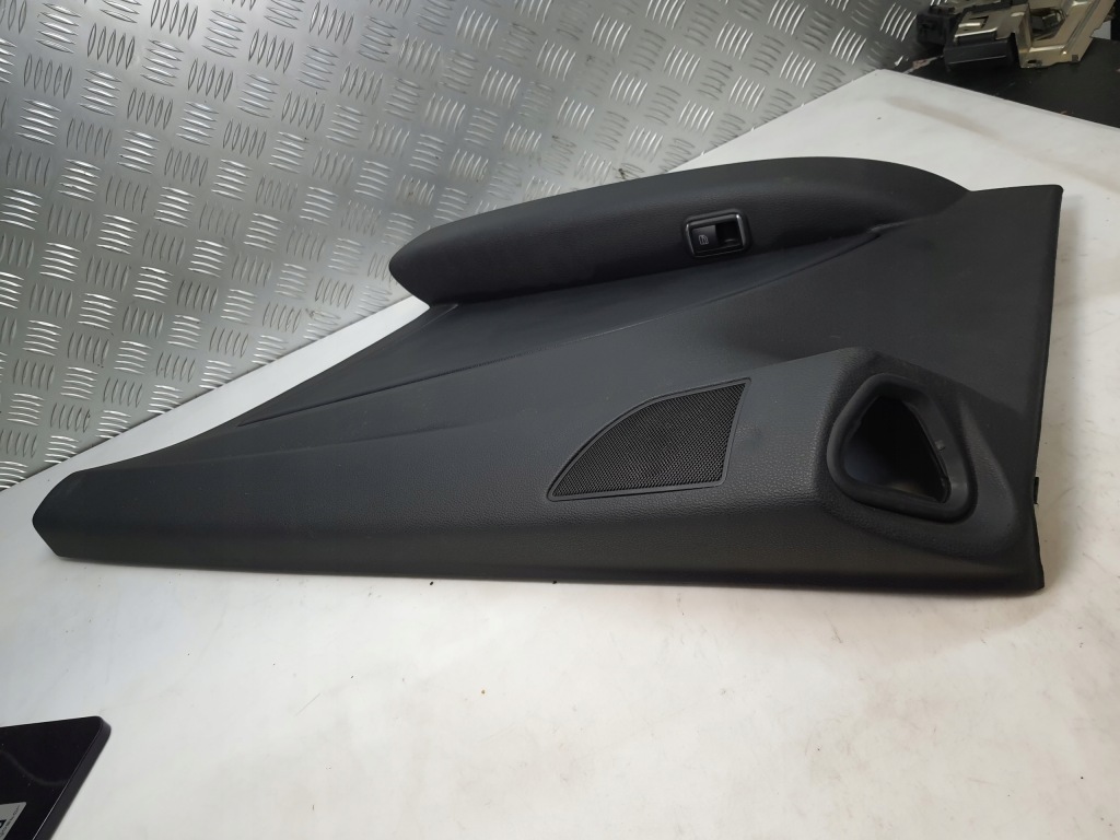 Обшивка дверь правый задний  mercedes e c207 w207 207 купе 2076902225 с Разборки