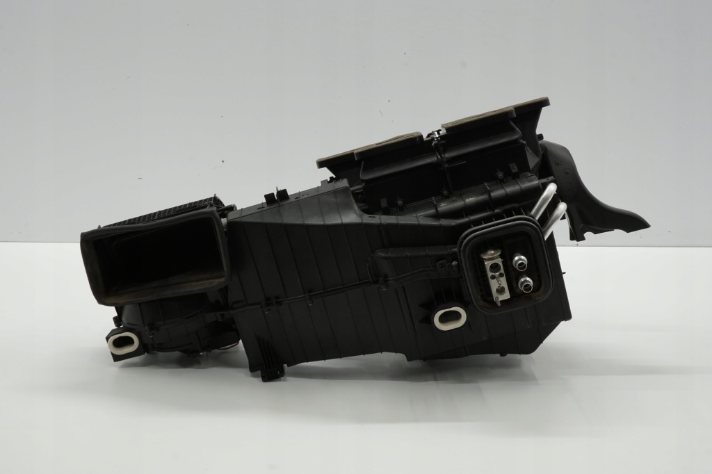 фото №1, Mercedes w176 lift 15r обігрівач 2468305201