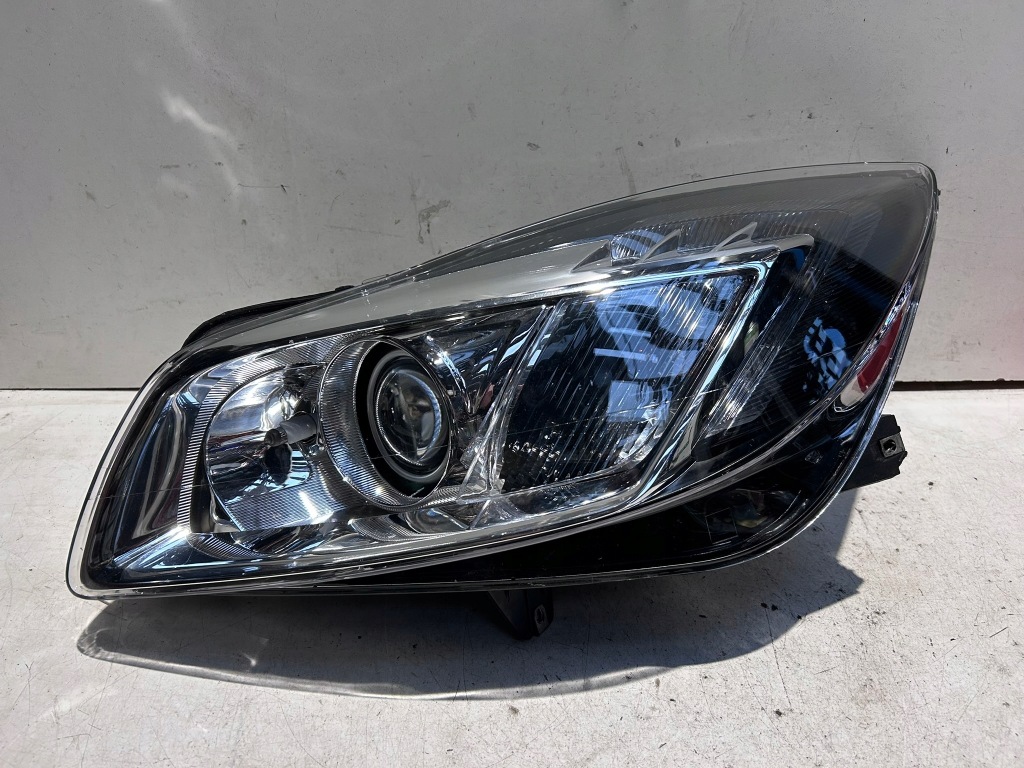 Купити Фара лівий opel insignia a ксенон 22950975