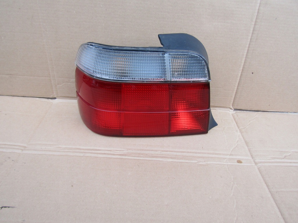 фото №1, 4 bmw e36 лампа задняя левая