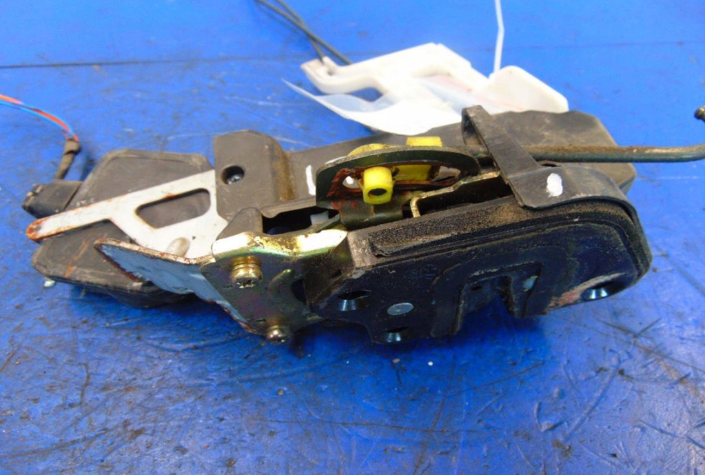 фото №6, Hyundai santa fe i 2.0crdi замок лівий задня