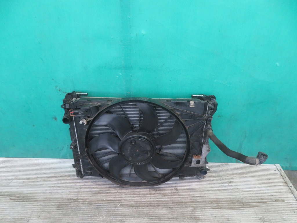 фото №1, Радіатор wody корпус радіатора mercedes w205