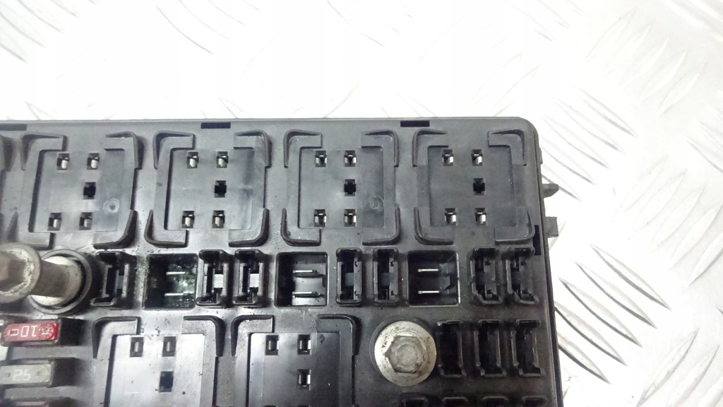 фото №6, Коробка предохранителей kia carens ii 2.0