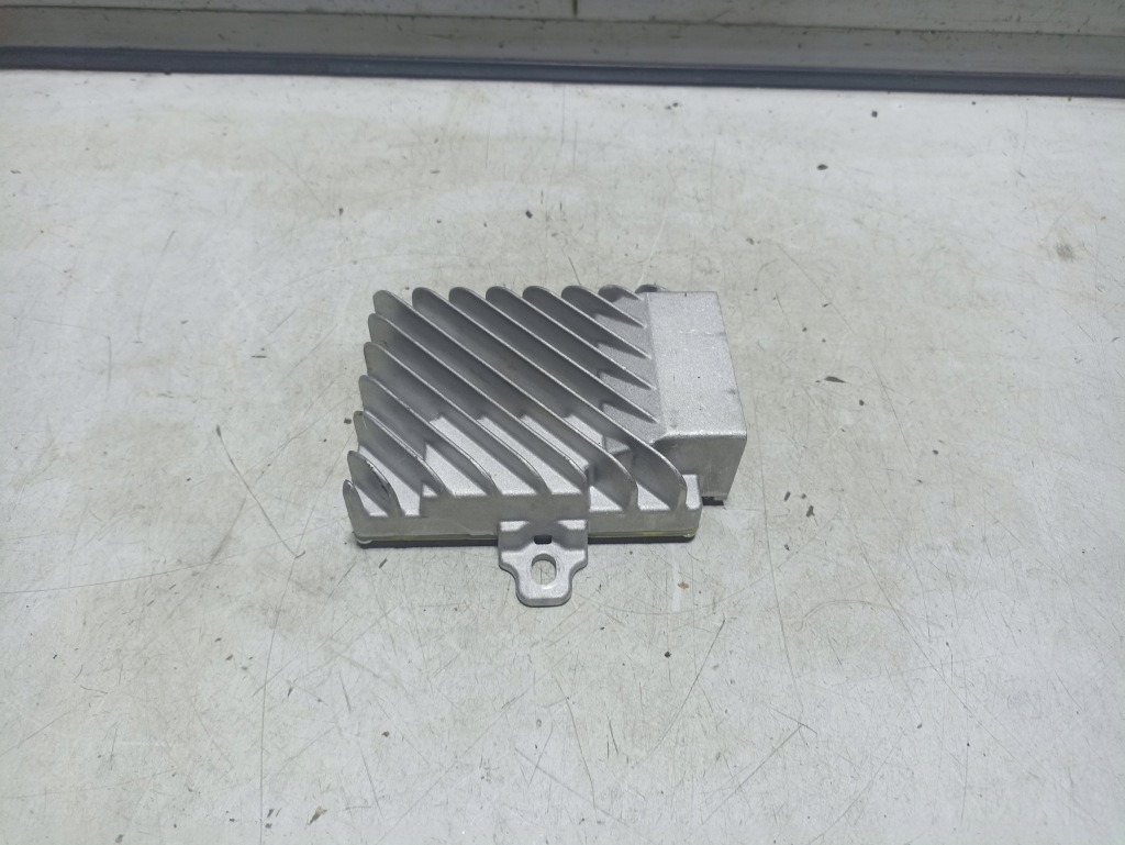 фото №1, Mini cooper f56 усилитель блок управления 6827161