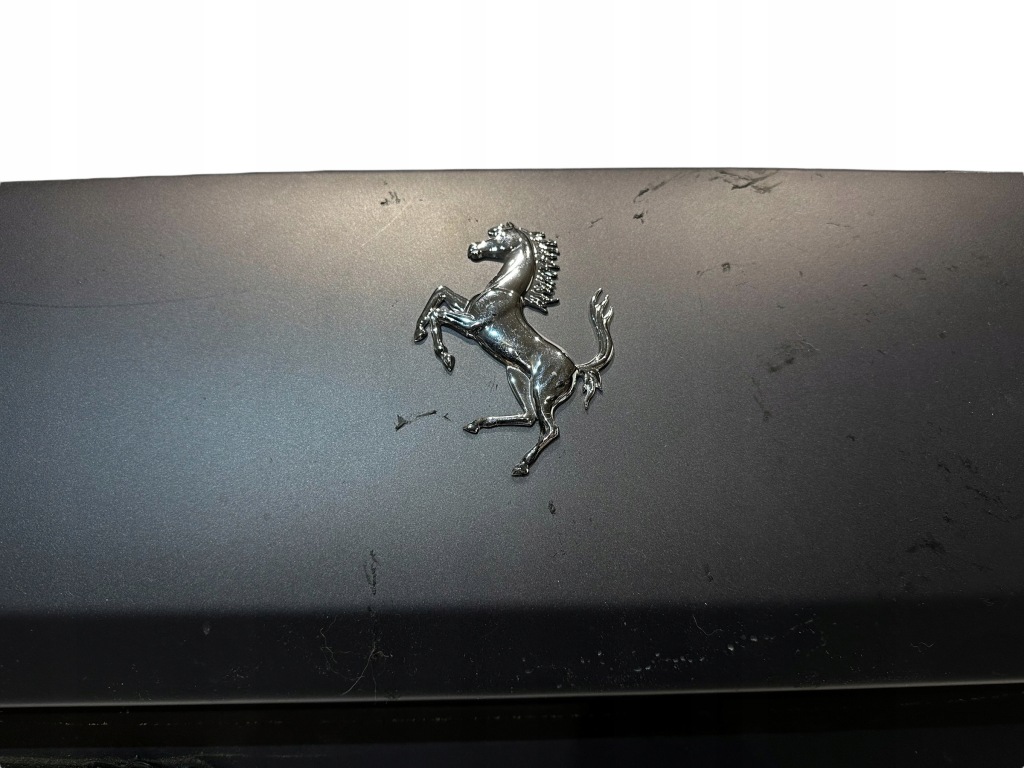 Ferrari 812 superfast карбон задний  бампер бампер 89230700 89230800 Киев