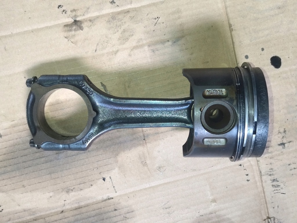 фото №1, Поршень - mercedes sprinter 2.2 cdi | 8854a