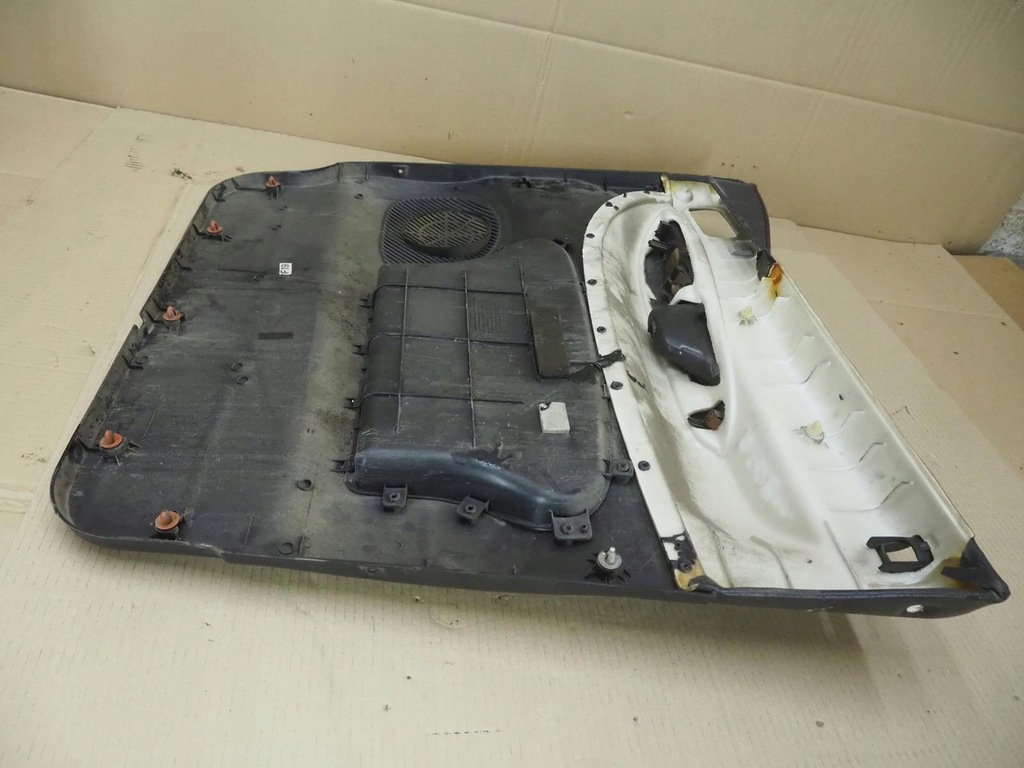 фото №16, Hyundai h1 h200 97- обивка левая обшивка дверь перед