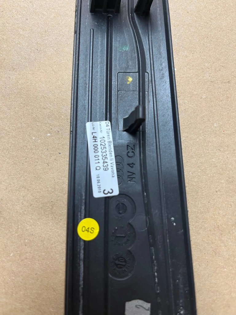 фото №9, Молдинг dekor дверь левый задняя drewno audi a8 d4 оригинальный номер