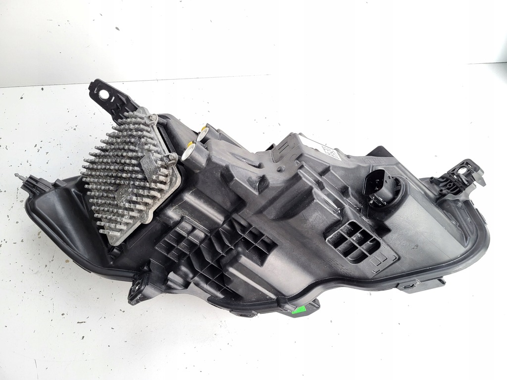 фото №8, Лампа левая перед jaguar xe x760 lift full led matrix lx73-13w030-ha