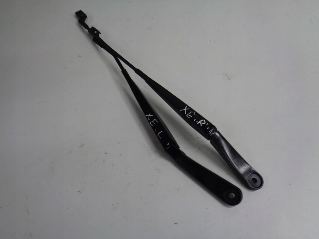 фото №1, Jaguar xe x760 рычаги дворник