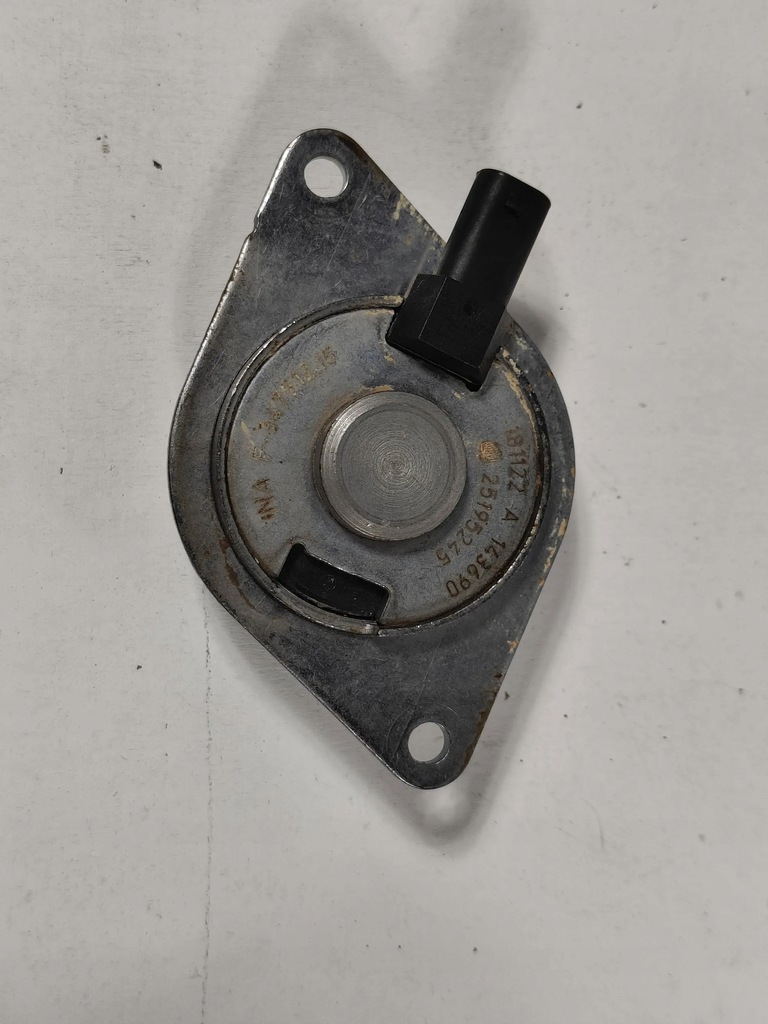 фото №1, Opel adam corsa e 1.4 клапан faz розподільного валу oryg