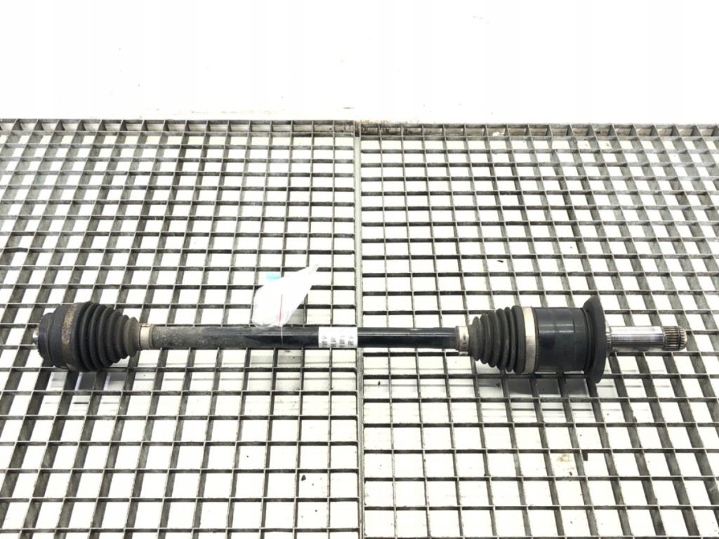 Купить Приводной вал правый задний  mini clubman f54 7646867 2.0 192km хэтчбек шрус