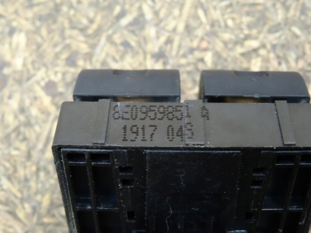 фото №12, Audi a4 b6 b7 перемикач перемикачі вікон скло 8e0959851a