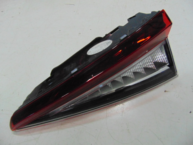 фото №1, Лампа задняя правая w крышка led skoda enyaq