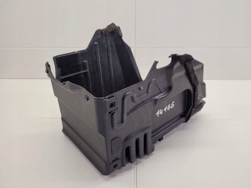 фото №3, Основание аккумулятор land rover range rover evoque facelift 2018