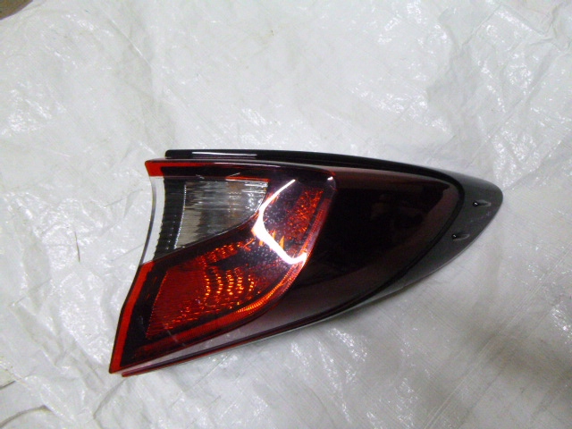 фото №1, Toyota c-hr chr lift лампа правый задняя