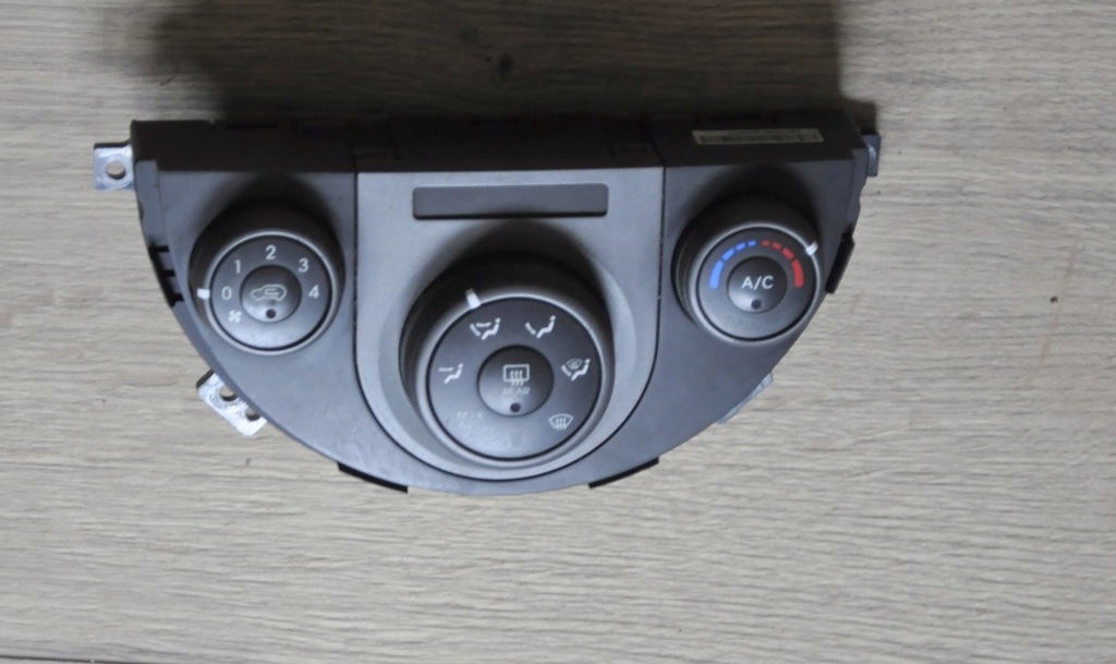 фото №1, Панель обдув кондиционера kia soul i 97250-2kxxx