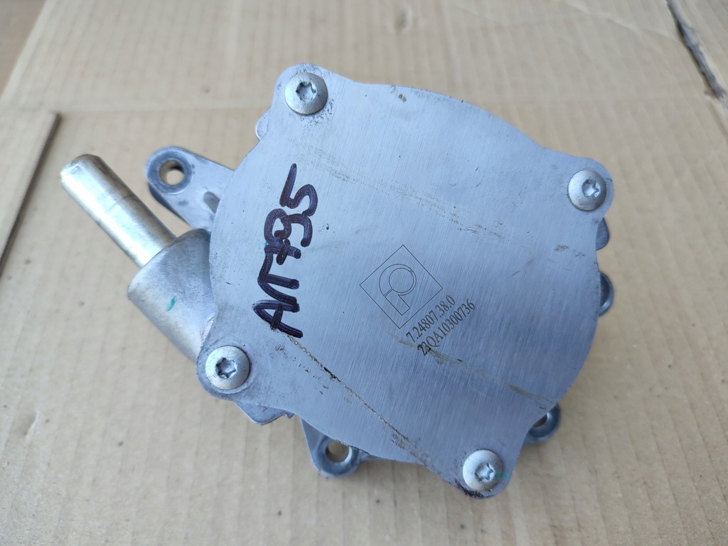 фото №1, Насос вакуум вакуумa mercedes glk x204 3.0cdi 724807380