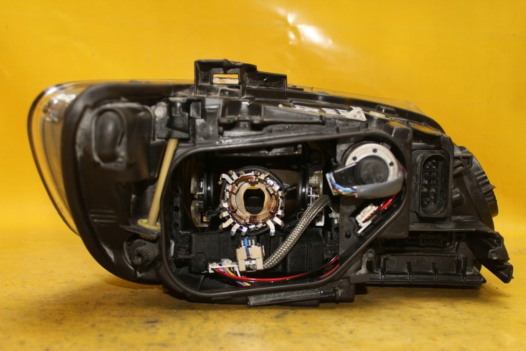 фото №8, Лампа лівий перед audi q7 bixenon 4l0941003a