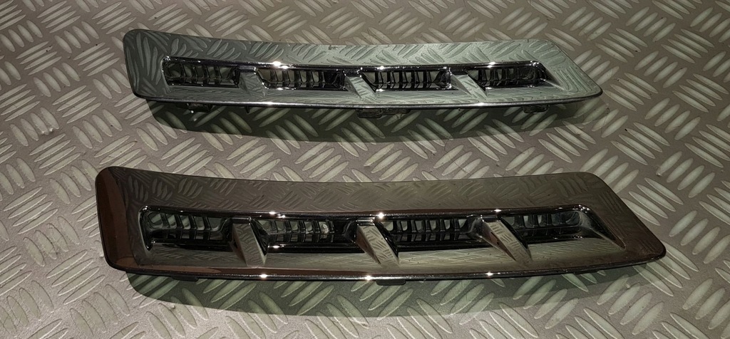 фото №13, Infiniti fx ii fx35 qx70 впуск воздуха крыла решётка хром правый перед