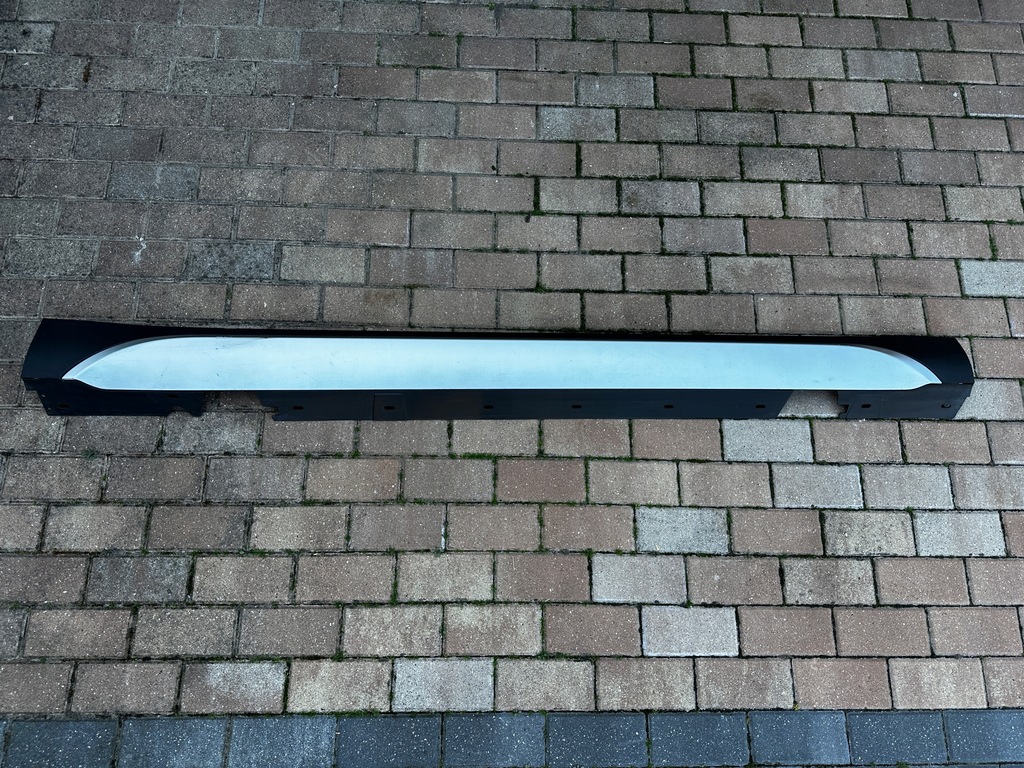 фото №1, Молдинг поріг права поріг bmw x1 e84 2990600