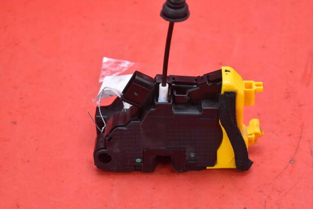 фото №5, Замок дверь правый перед передний eu 81320-a2310 kia ceed 2 ii 15-18