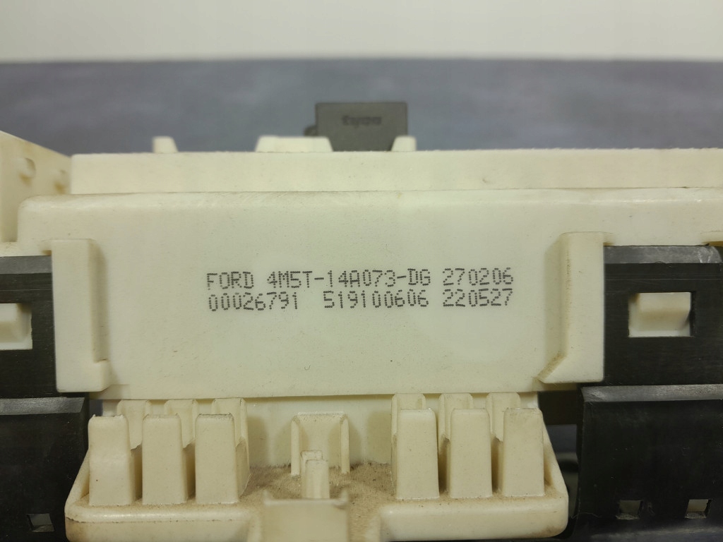 фото №5, Ford focus mk2 коробка запобіжників bsi 4m5t-14a073-dg