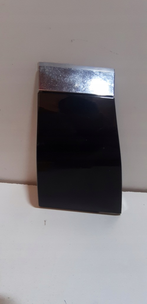 фото №3, Молдинг крила лівий перед vw touareg 7p 7p6853717a r-line