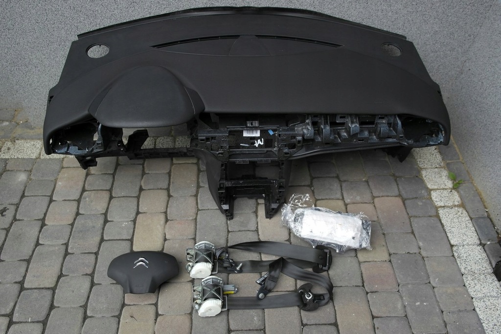 фото №1, Citroen c3 приборная панель консоль приборная панель подушка безопасности pas pulpit