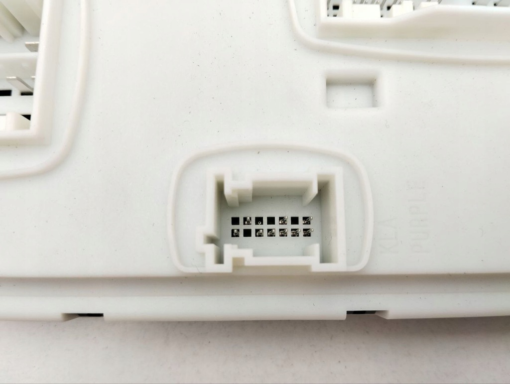 фото №7, Mercedes-benz eqb 2023 модуль / блок управления комфорта a2479004318