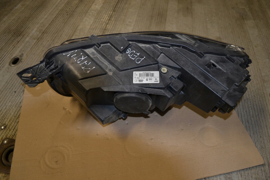 фото №7, Лампа фара правый перед передний rifter 18-