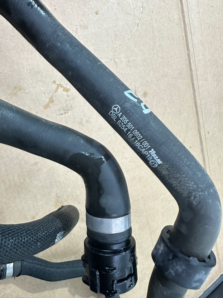 Шланг воды, трубка, трубки радиатора, жидкости mercedes c klasa w205 de европа Киев