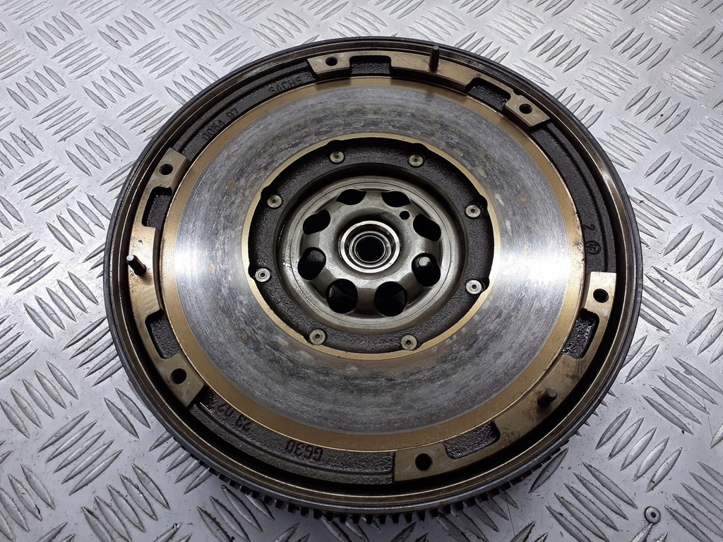 фото №1, Колесо двухмассовый двухмассовый маховик mercedes w203 1.8 a2710300505